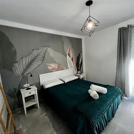 Lineros Apartment
